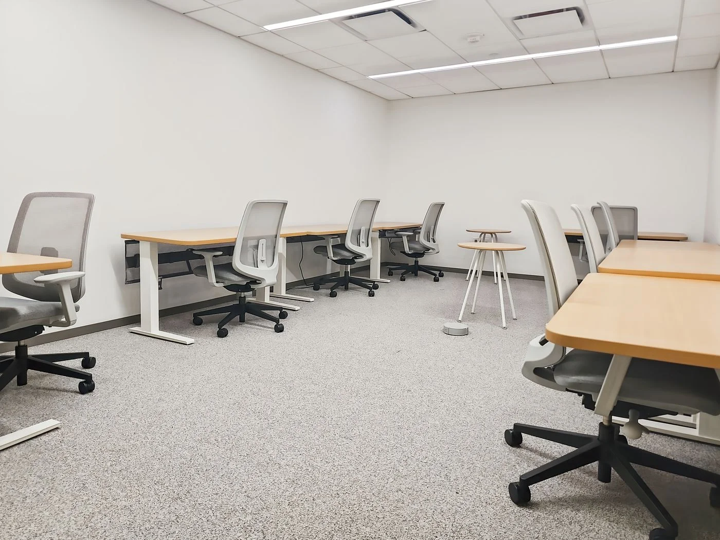 Photo 3 of 2451 Crystal Dr 6th Floor, Arlington, TX 22202