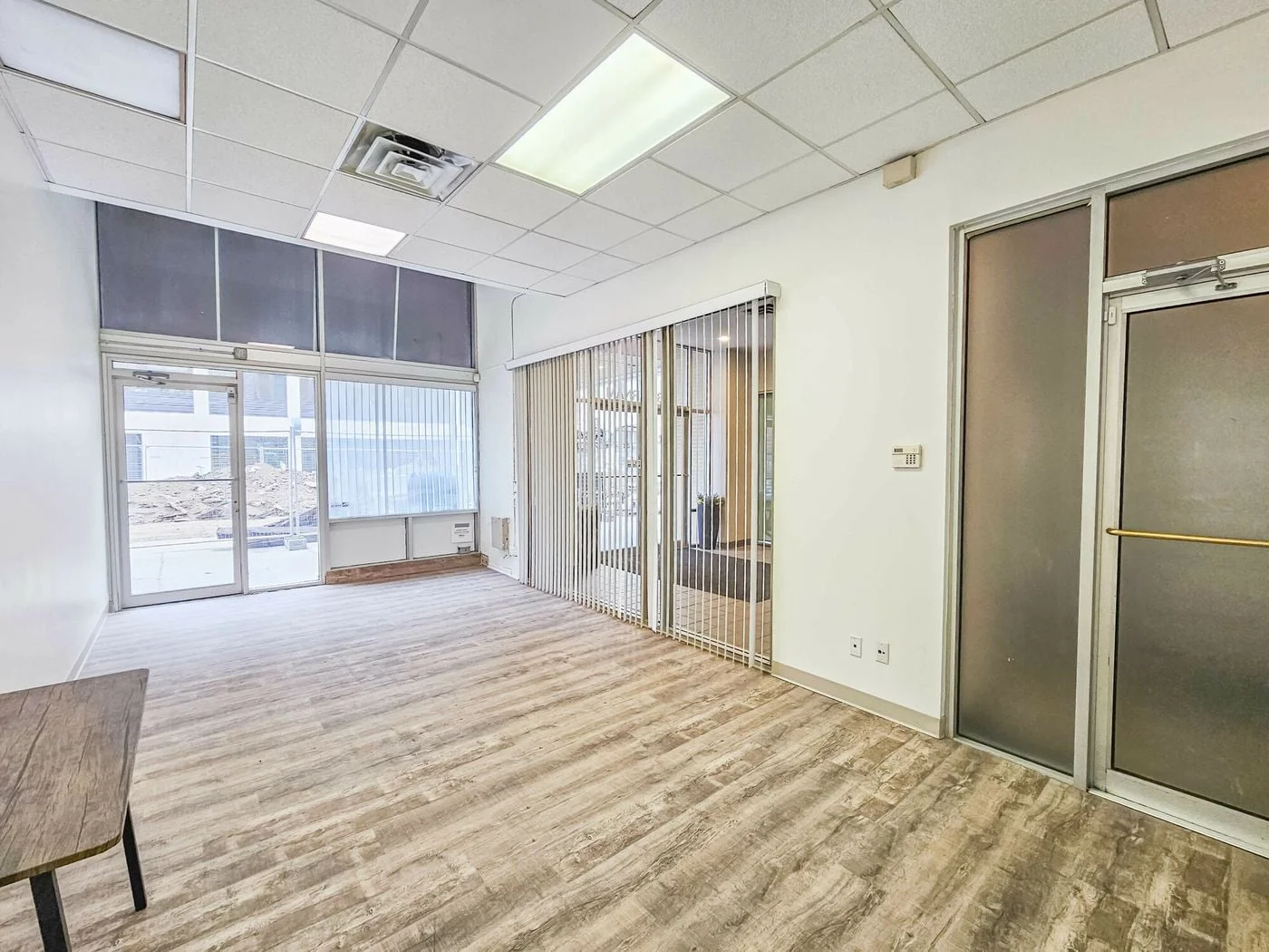 Photo 3 of 1913 Farnam Street, Omaha, NE 68102