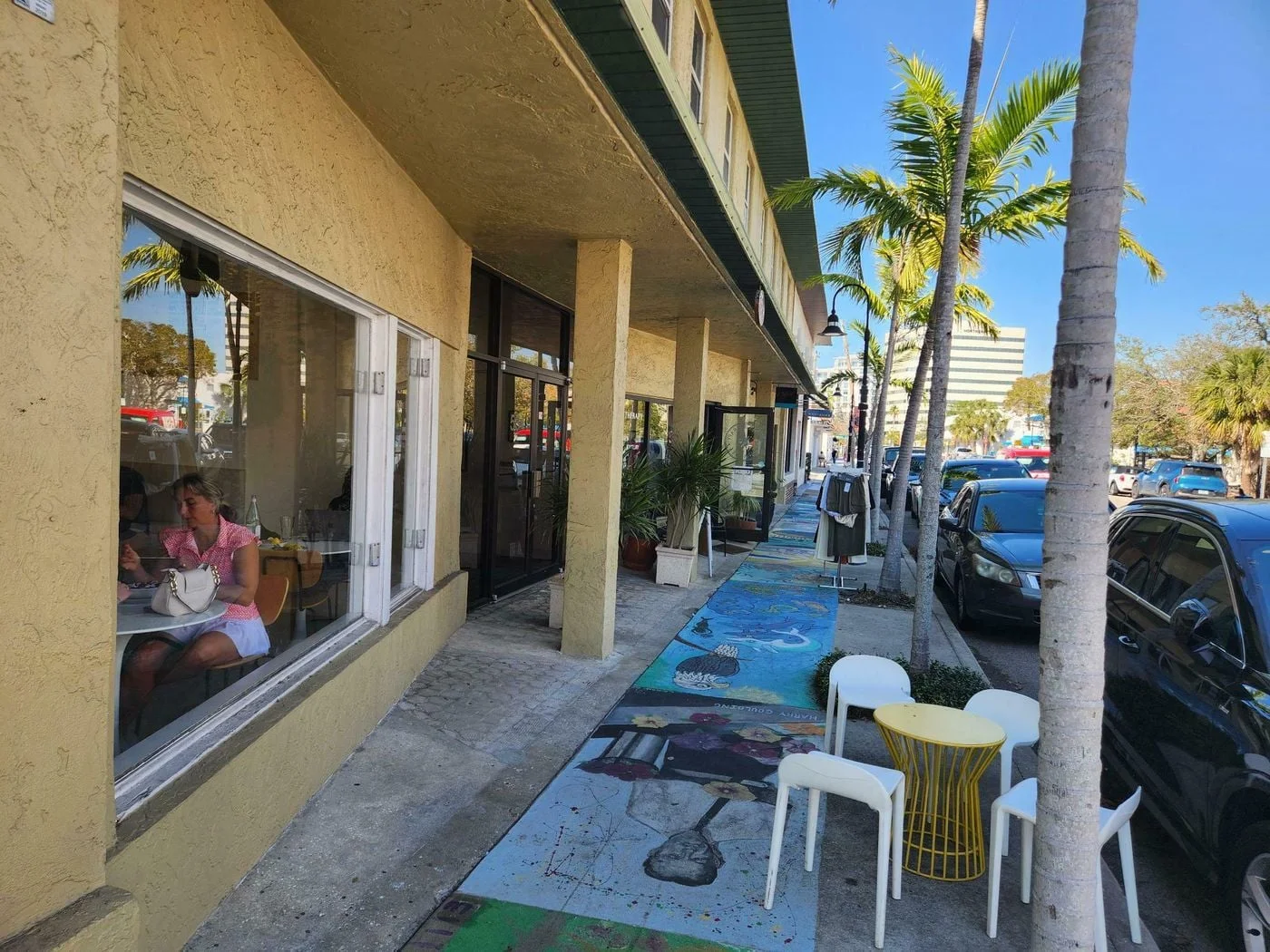 Photo 1 of 534 S Pineapple Ave., Florida, FL 34236