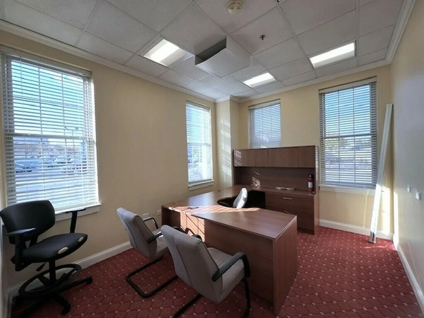 Photo 3 of 27 N Main St, Crystal Lake, IL 60014