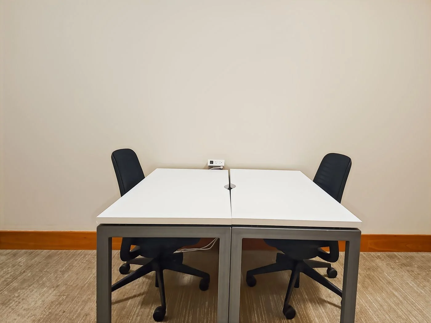 Photo 3 of 318 1st Avenue Southwest 1st Floor, Rochester, NY 55902