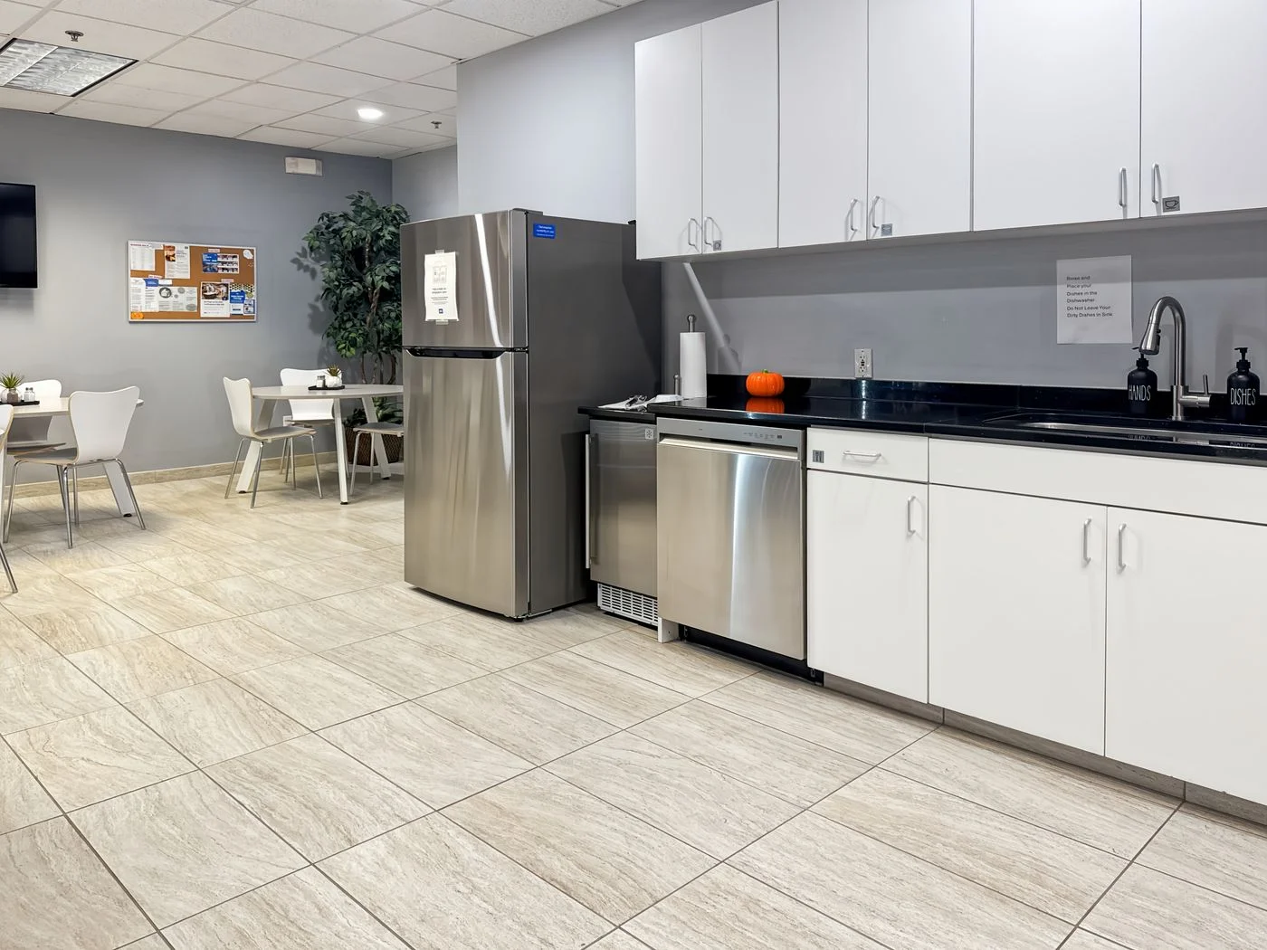 Photo 1 of 1350 North Loop 1604 East 1st Floor, San Antonio, TX 78232