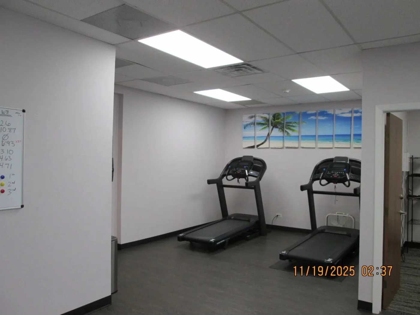 Photo 3 of 33 W Higgins Rd, Barrington, IL 60010