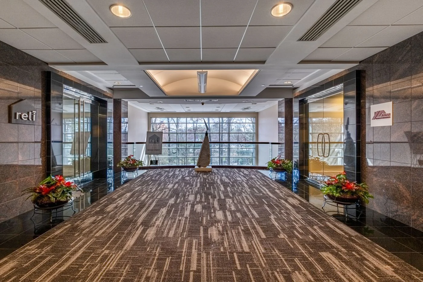 Photo 3 of 3595 Grandview Parkway, Birmingham, AL 35203