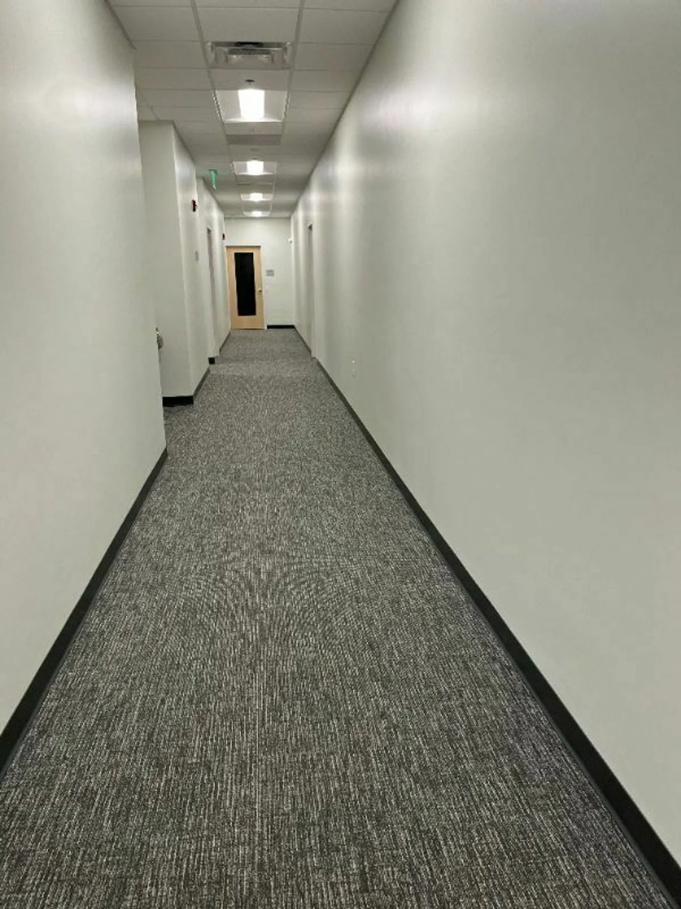 Photo 3 of 702 Oberlin Rd, Raleigh, NC 27605