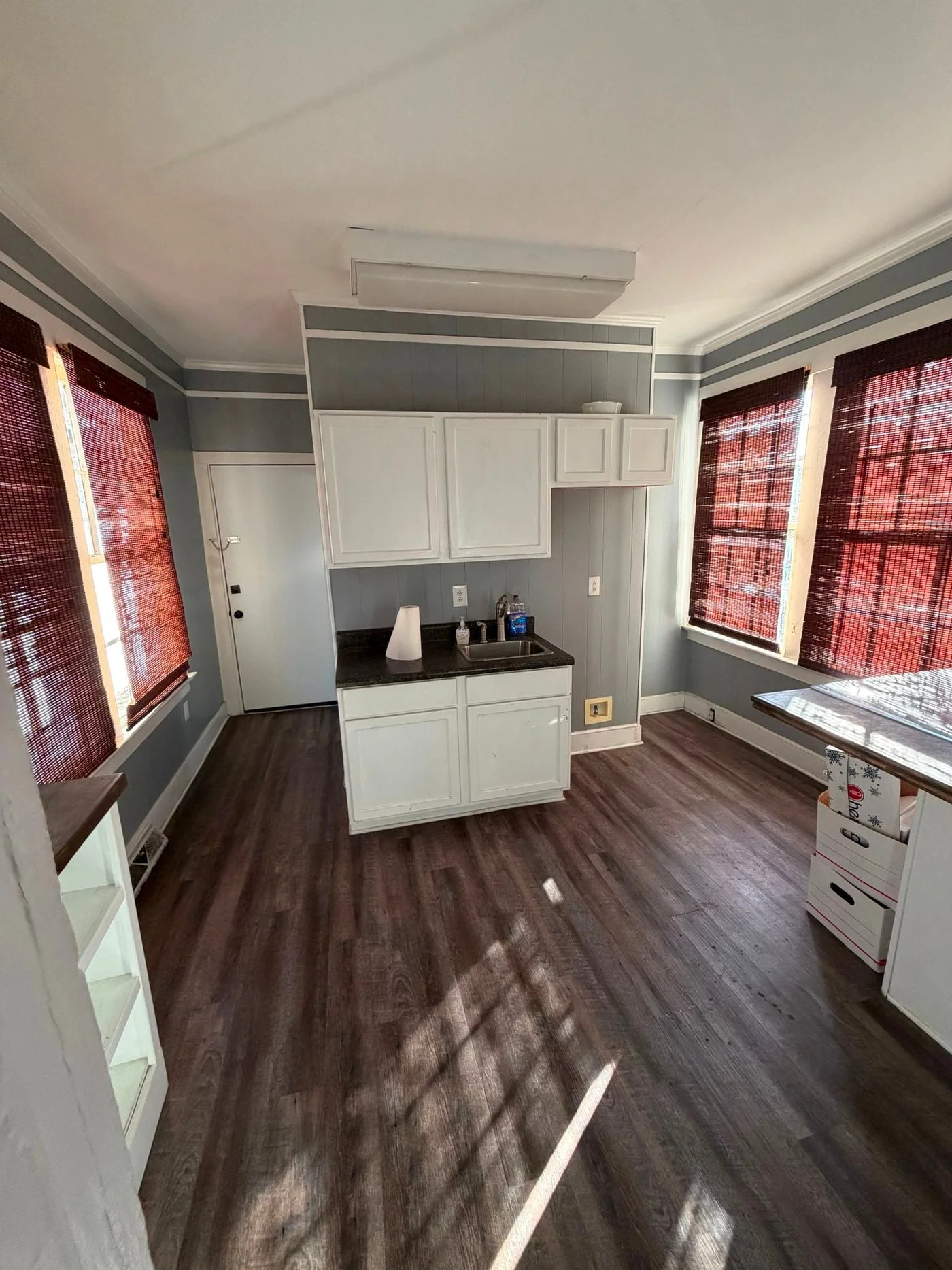 Photo 2 of 2324 Devine St, Columbia, SC 29205