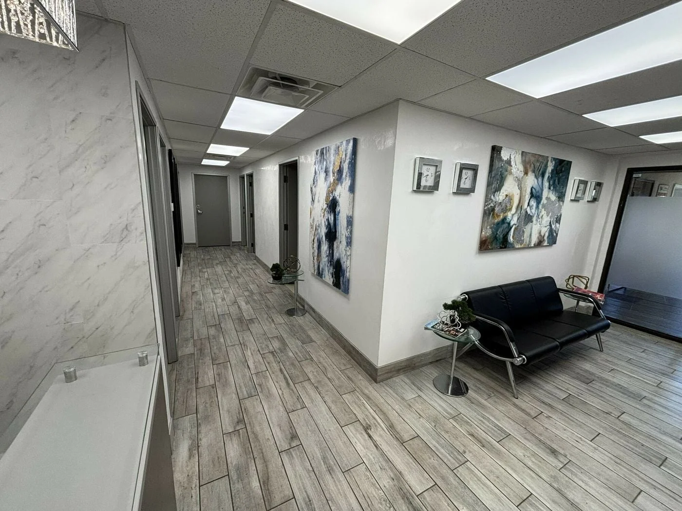 Photo 3 of 1940 E Thunderbird Rd, Phoenix, AZ 85022