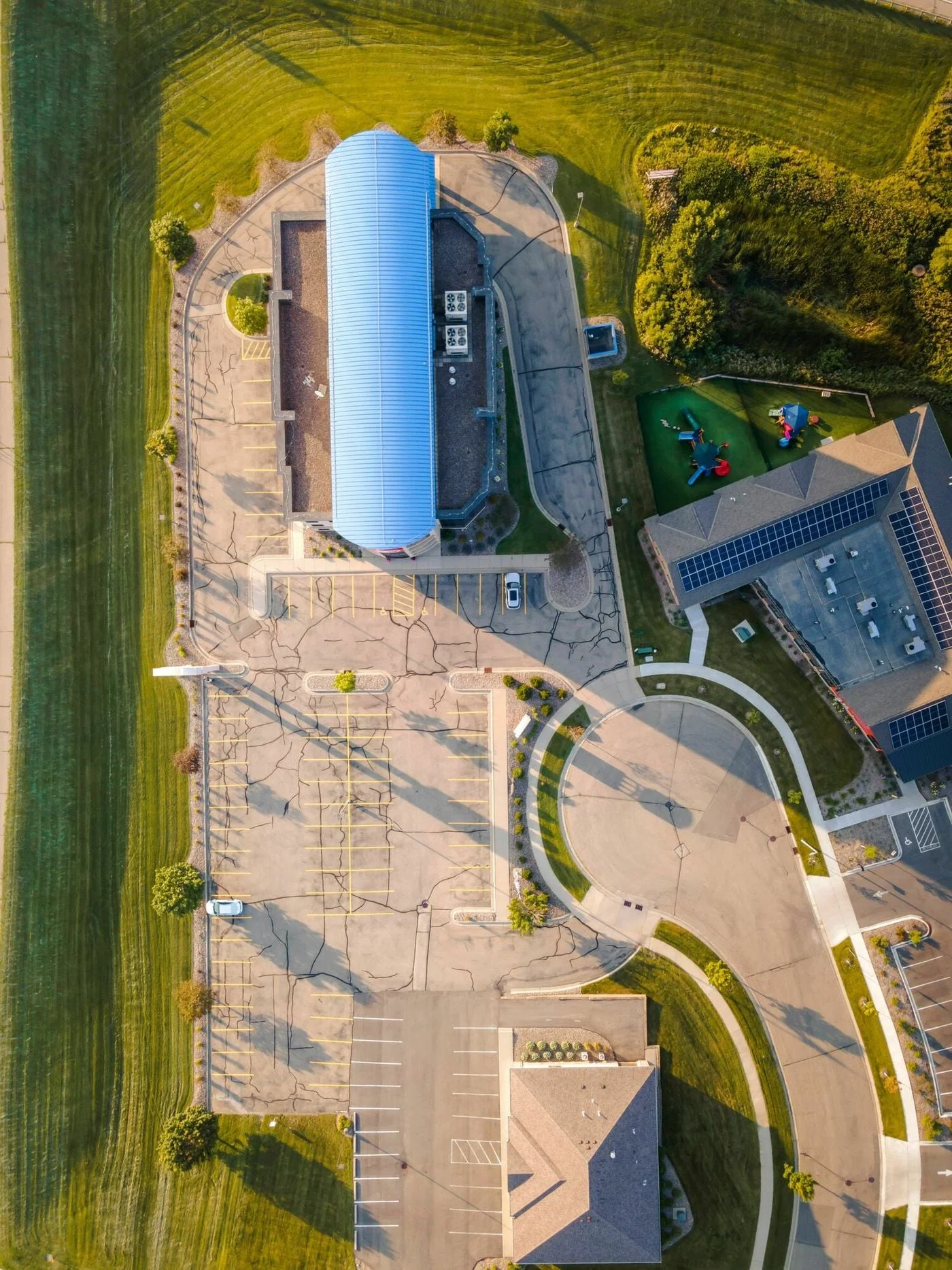 Photo 2 of 975 34th Ave NW, Rochester, MN 55901