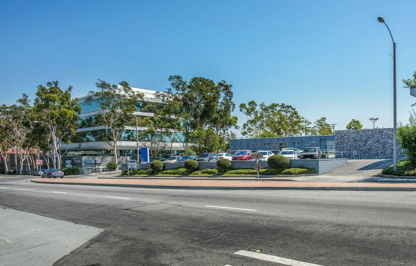 Photo 1 of 2790 Atlantic Ave, Long Beach, CA 90806