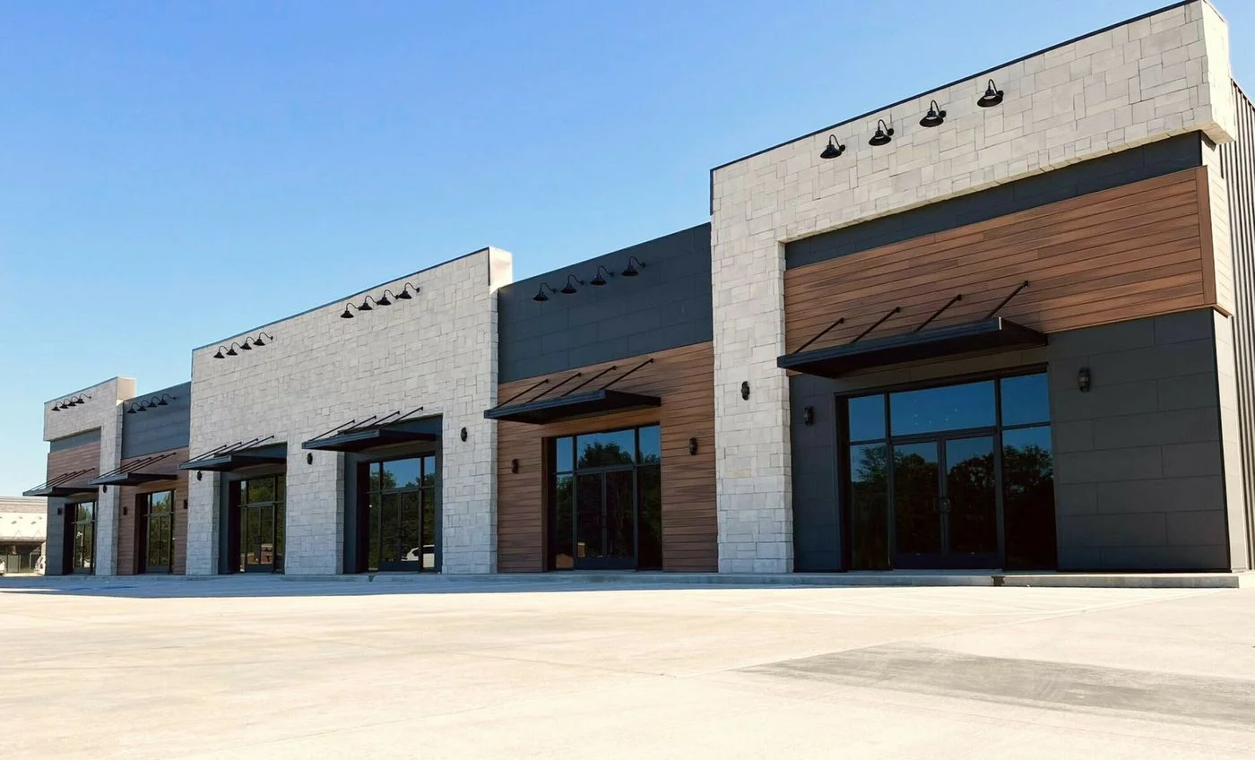 Photo 2 of 2000 Shelby Road, Poplar Bluff, MO 63901