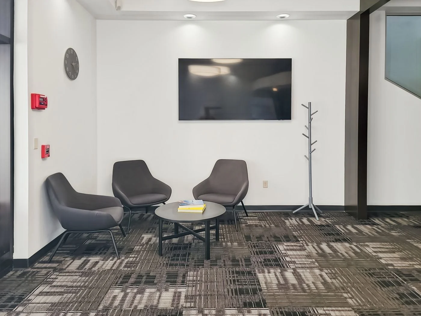 Photo 1 of 10920 W Lincoln Avenue, West Allis, WI 53227