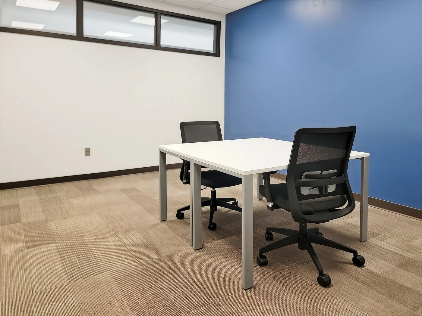 Photo 2 of 10920 W Lincoln Avenue, West Allis, WI 53227