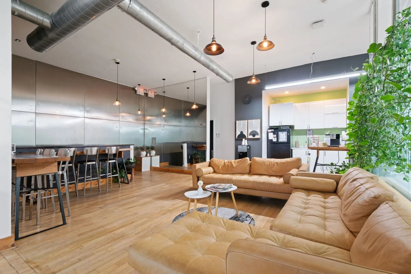 Photo 3 of 104, South 20th Street, Philadelphia, PA 19103