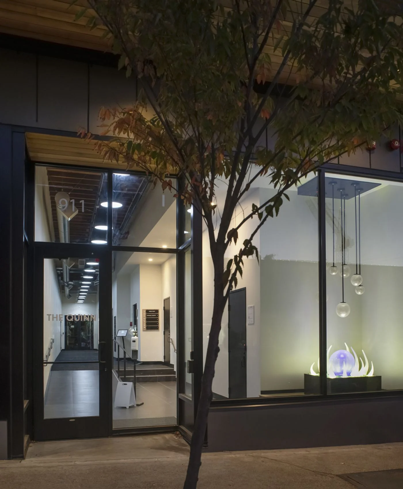 Photo 3 of 911 Main St, Vancouver, WA 98660