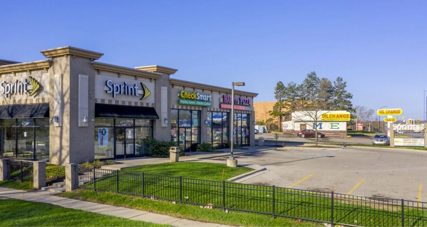 Photo 2 of 616 E Michigan Ave, Ypsilanti, MI 48198