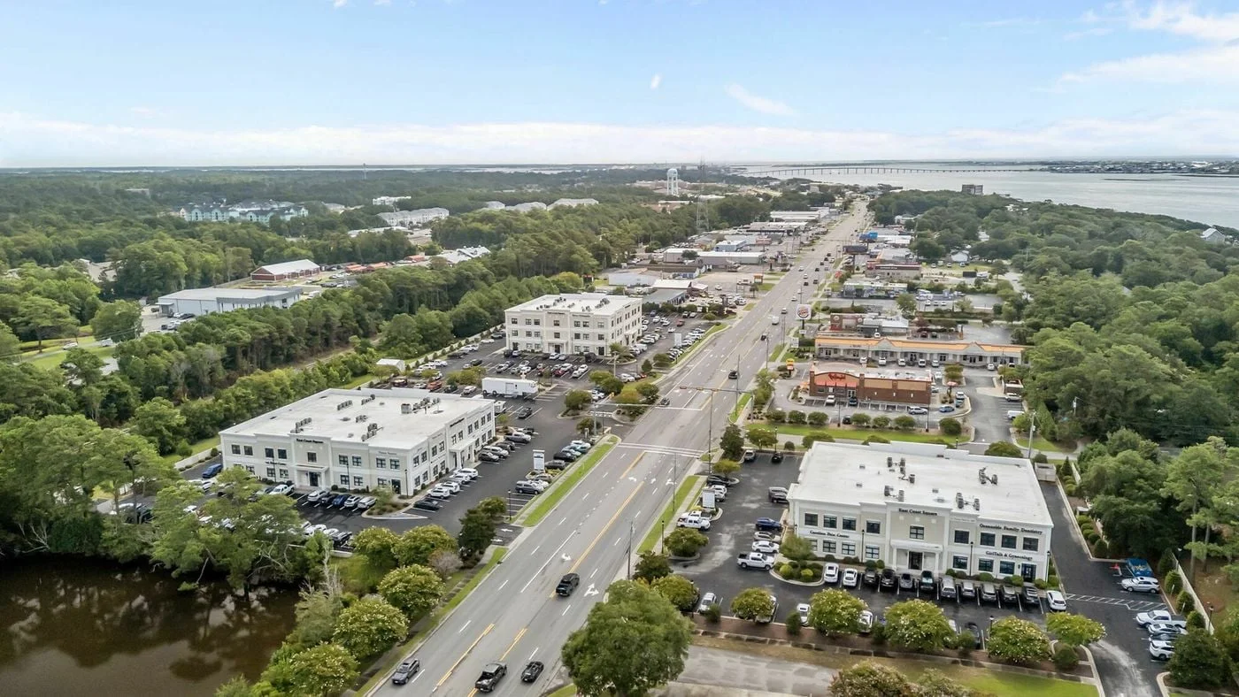 Photo 3 of 4252 Arendell St, Morehead City, NC 28557