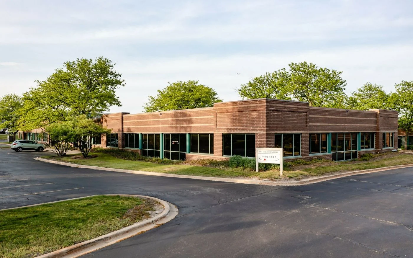 Photo 2 of 901-1099 Hawthorn & 220-248 Spring Lake, Itasca, IL 60143