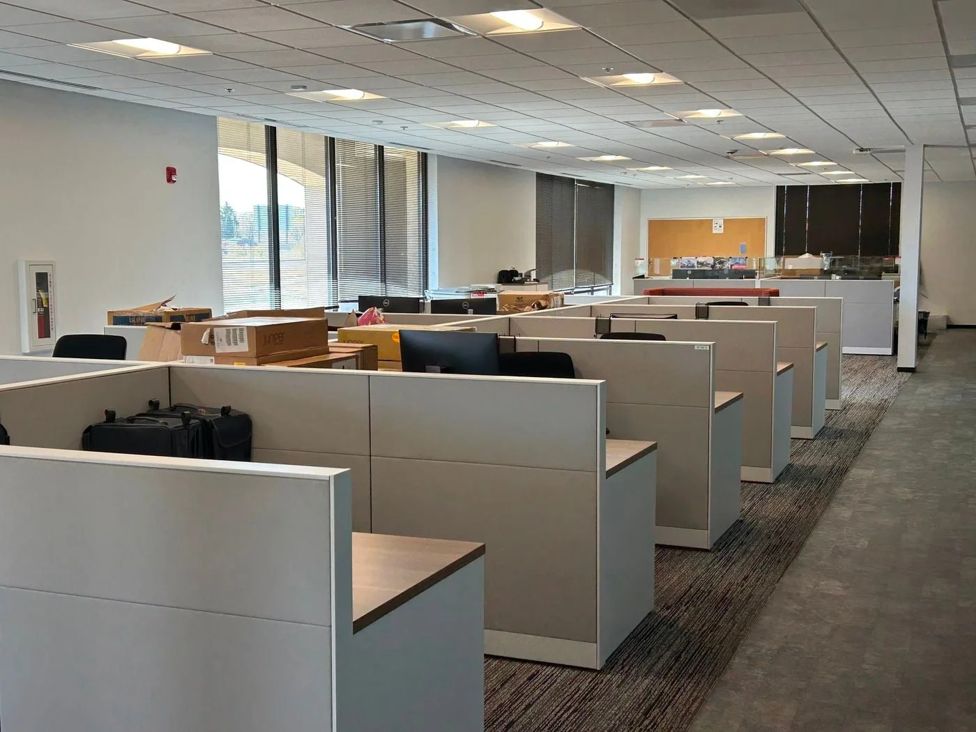 Photo 3 of 506 W Anthony Dr, Champaign, IL 61822