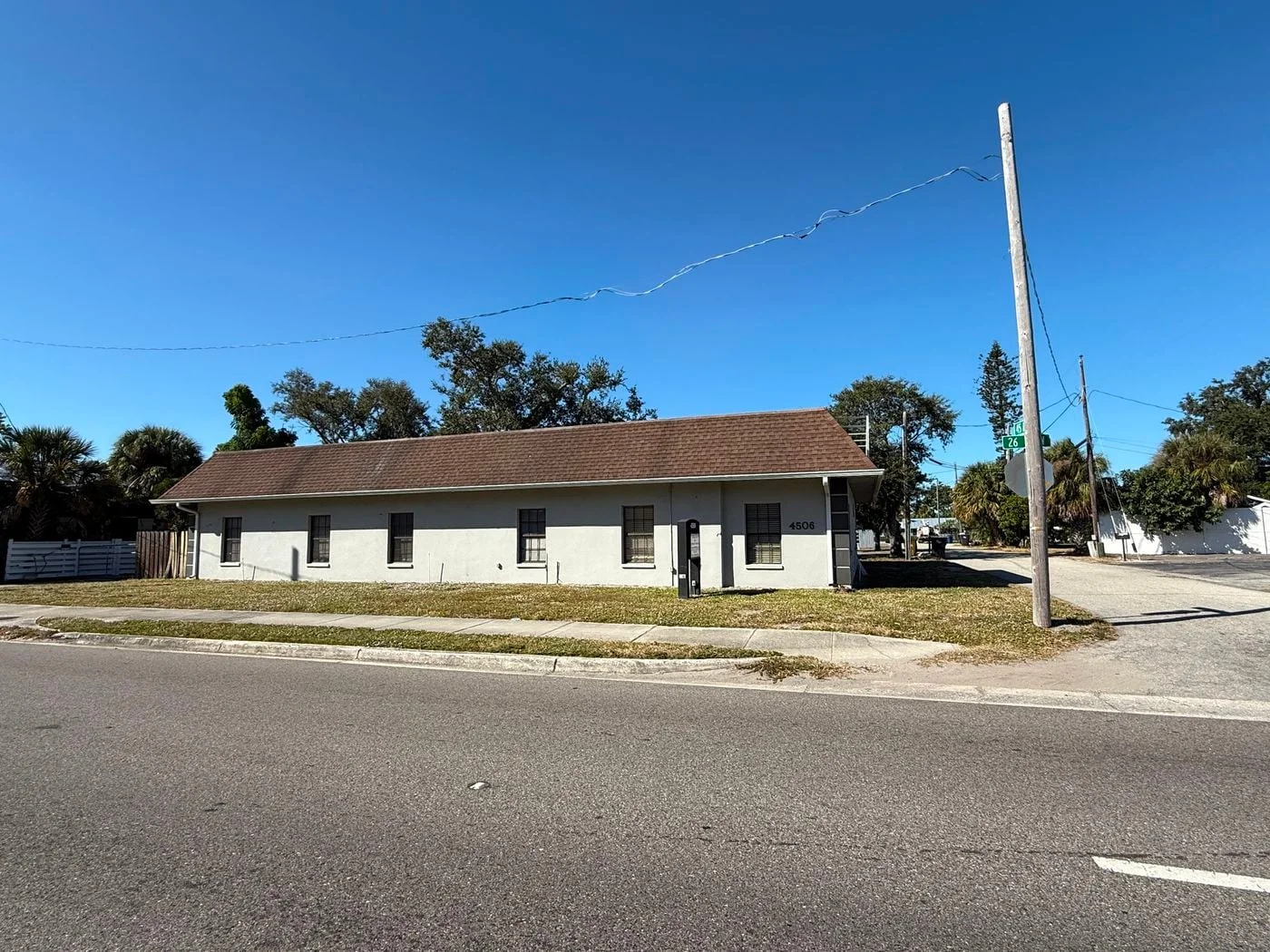 Photo 1 of 4506 26th St W , Bradenton, FL 34207