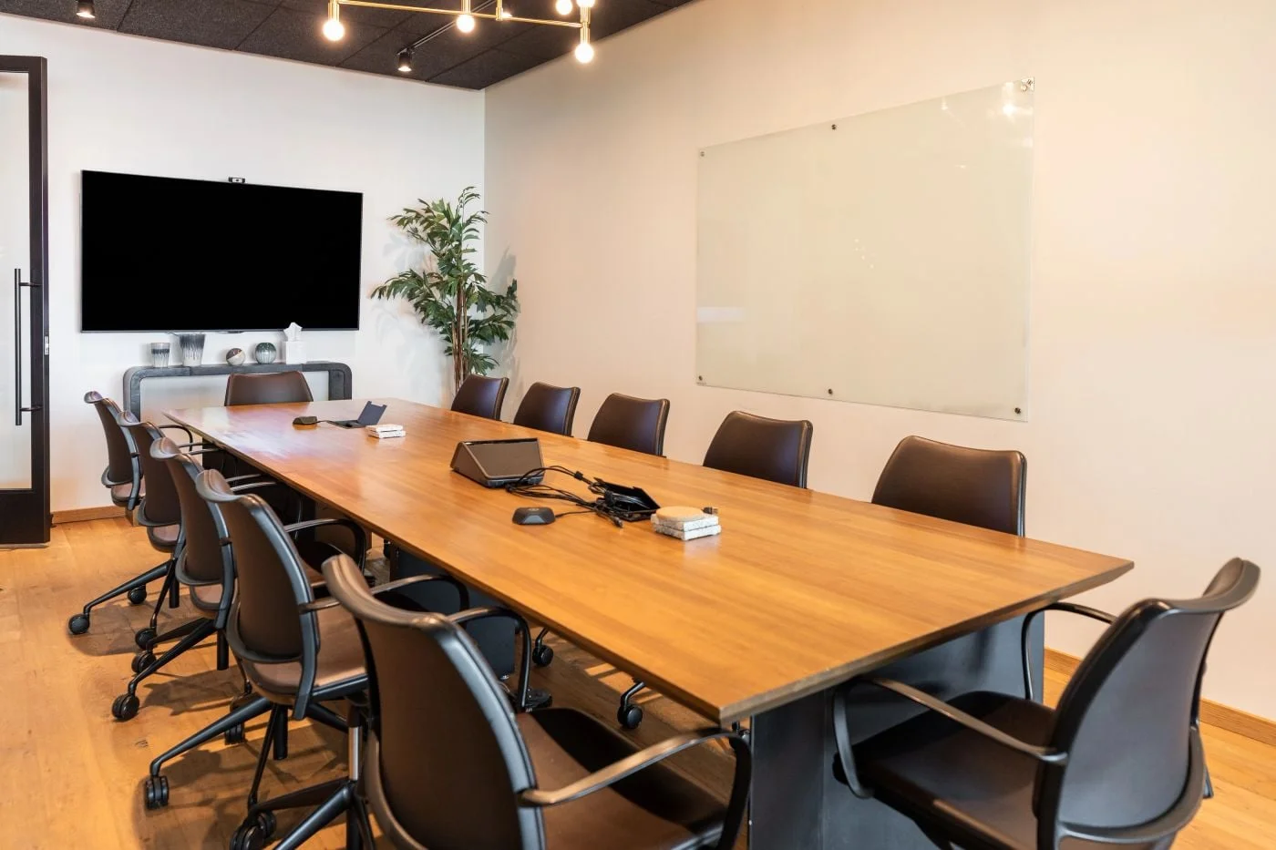 Photo 3 of 909 Davis Street 5th Floor, Evanston, IL 60201