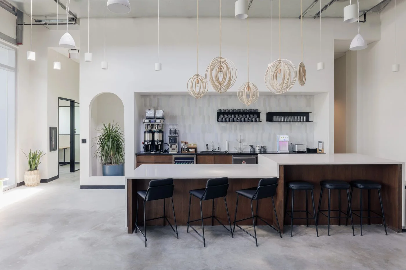 Photo 3 of 19505 Biscayne Boulevard, Aventura, FL 33180