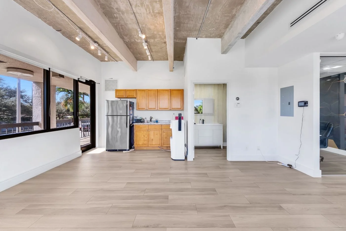 Photo 2 of 3595, Sheridan Street Ste 210, Hollywood, FL 33021