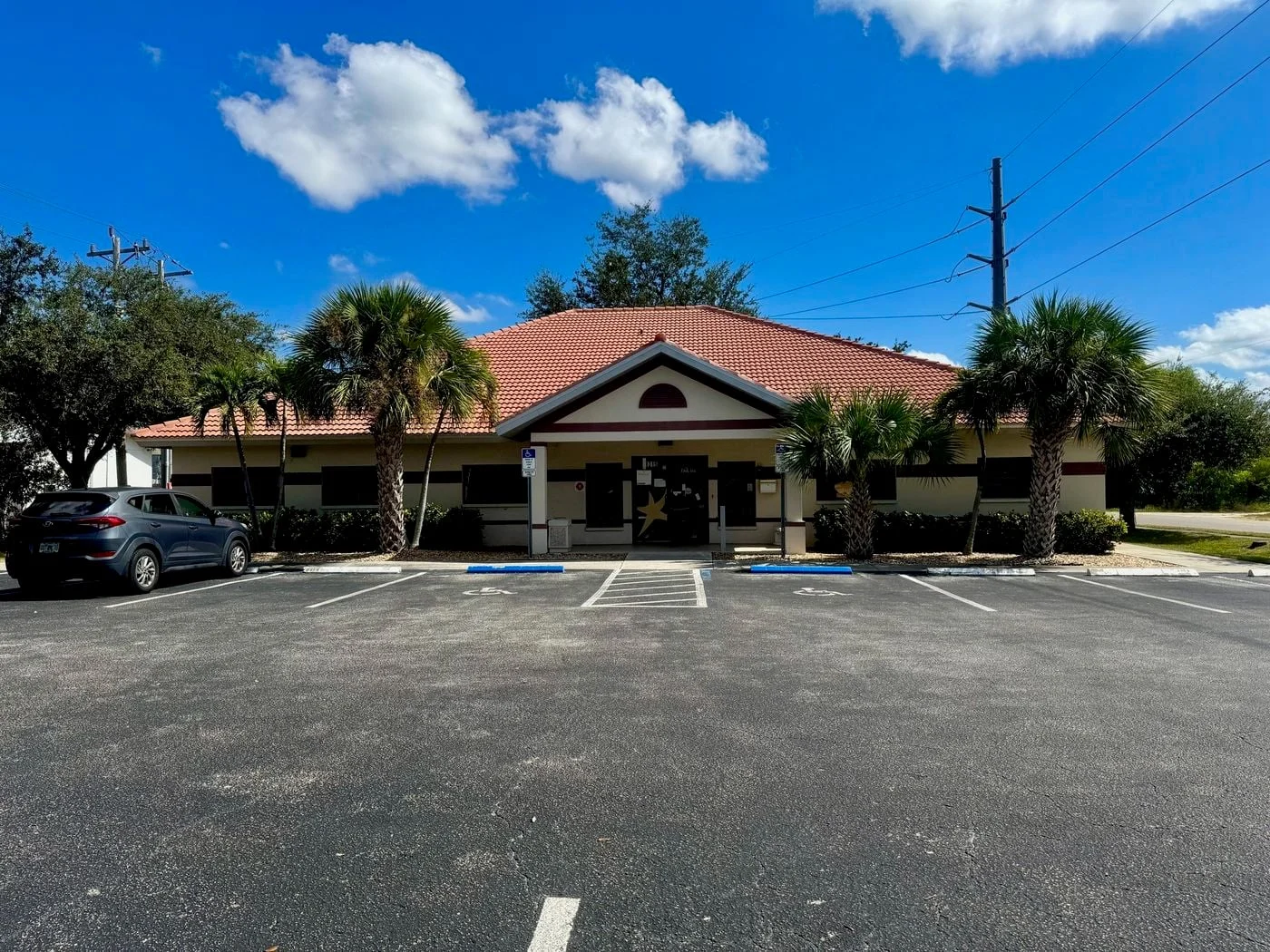 Photo 2 of 1315 SE 8th Ter, Cape Coral, FL 33990