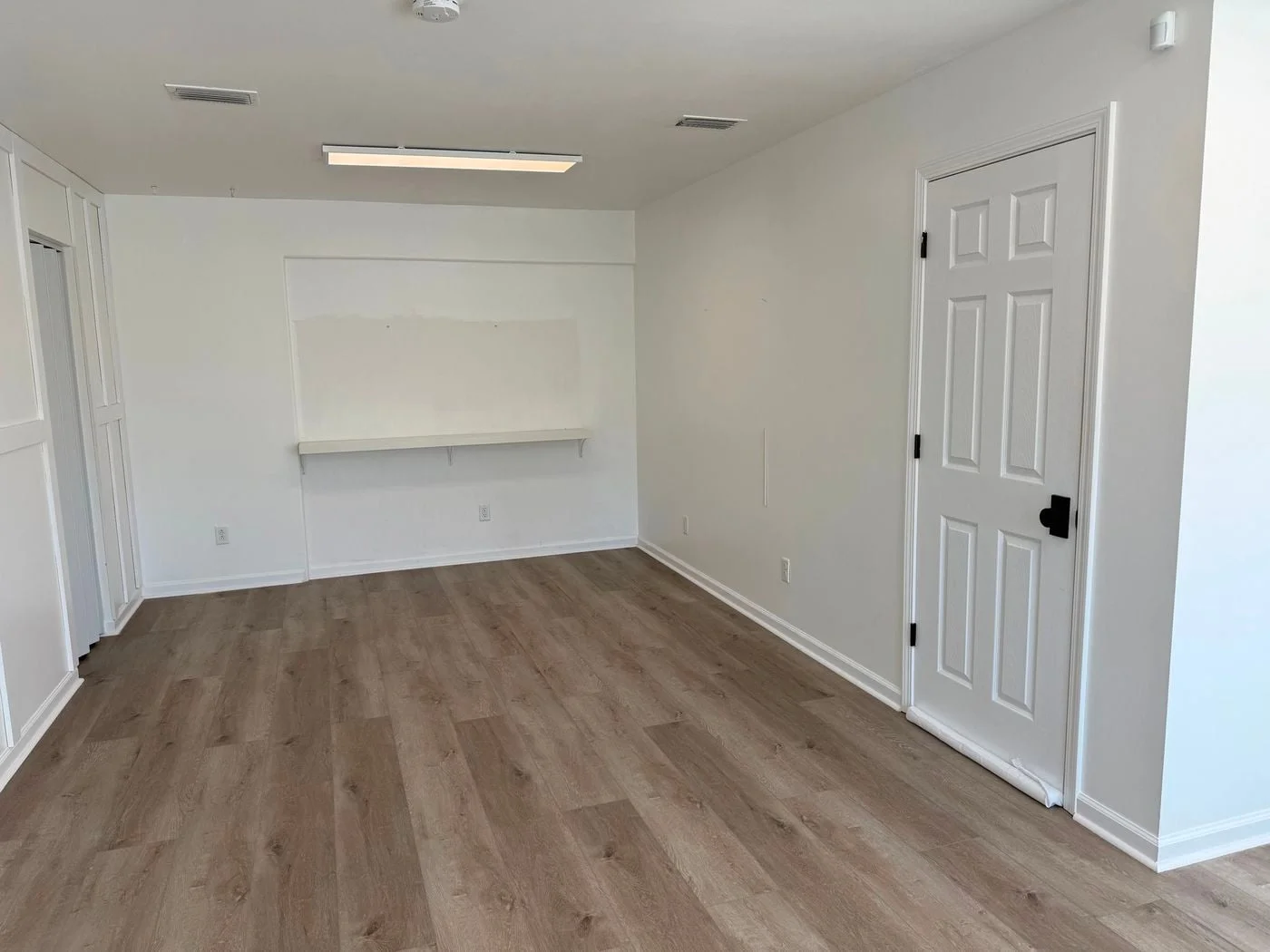 Photo 2 of 1225 Airport Rd Suite D , Panama City, FL 32405