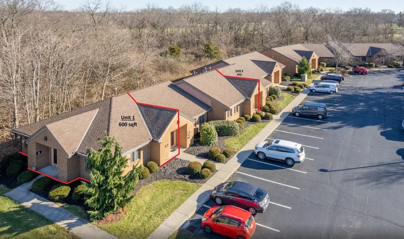 Photo 1 of 1375 Kemper Meadow Dr, Cincinnati, OH 45240