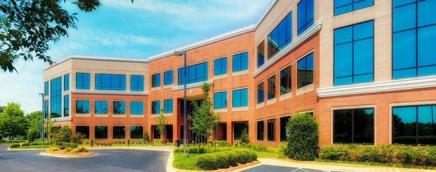 Photo 3 of 8700 W Trail Lake Dr, Memphis, TN 38125