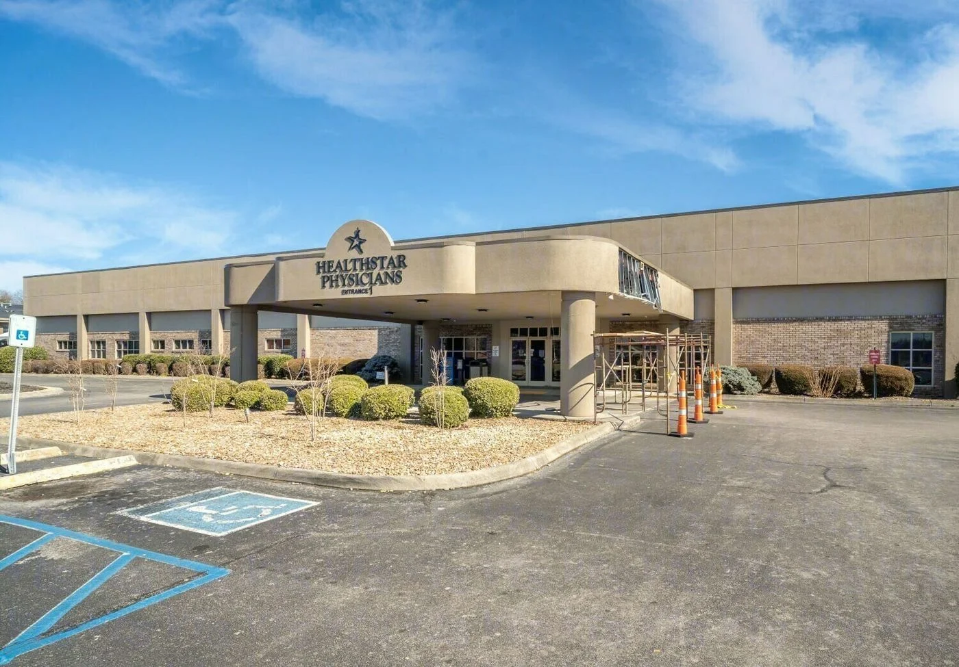 Photo 3 of 420 W Morris Blvd, Morristown, TN 37813