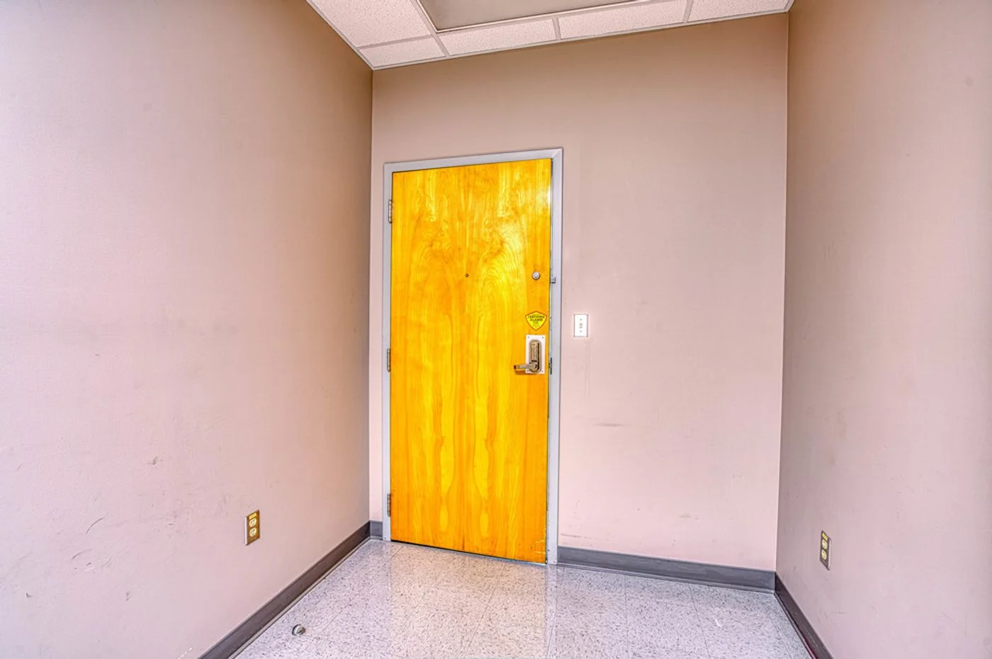 Photo 3 of 204 S Walnut St, Florence, AL 35630