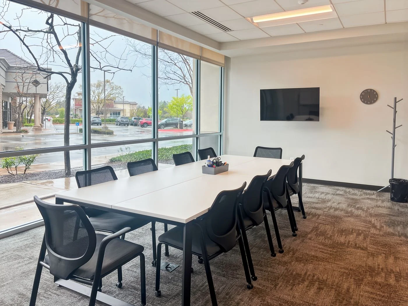 Photo 2 of 265 E River Park Circle 1st Floor, Fresno, CA 93720