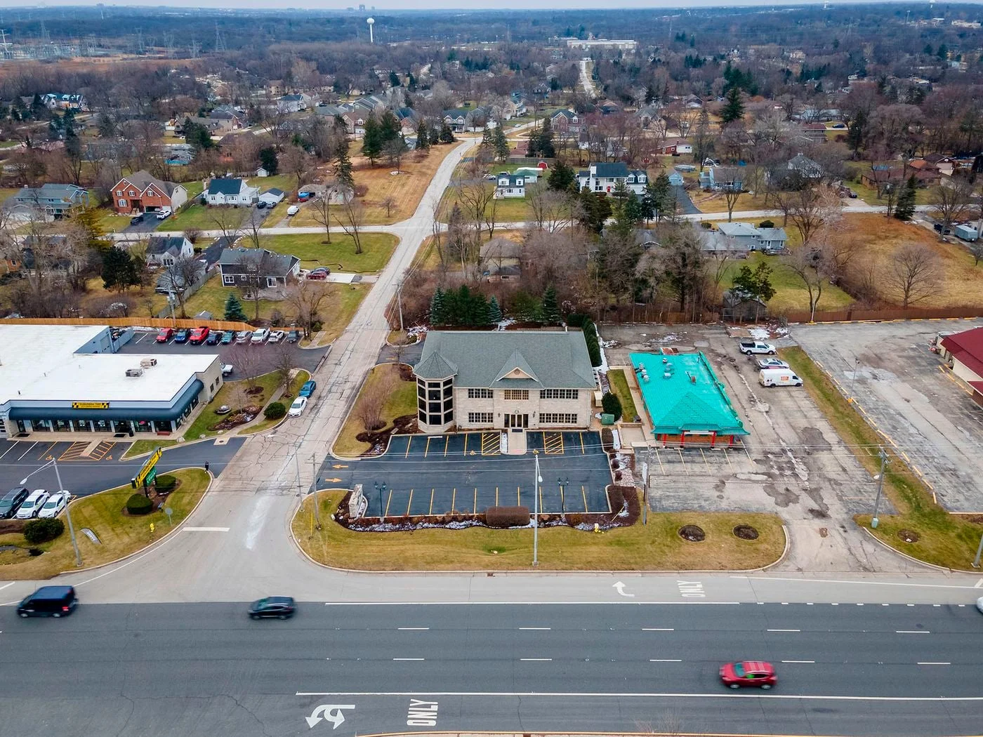 Photo 2 of 739 North Avenue, Glendale Heights, IL 60137