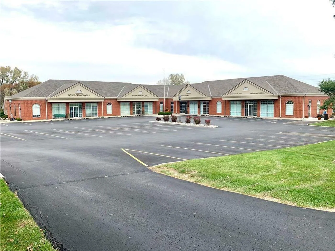 Photo 3 of 3904 Beck Rd, Saint Joseph, MO 64506