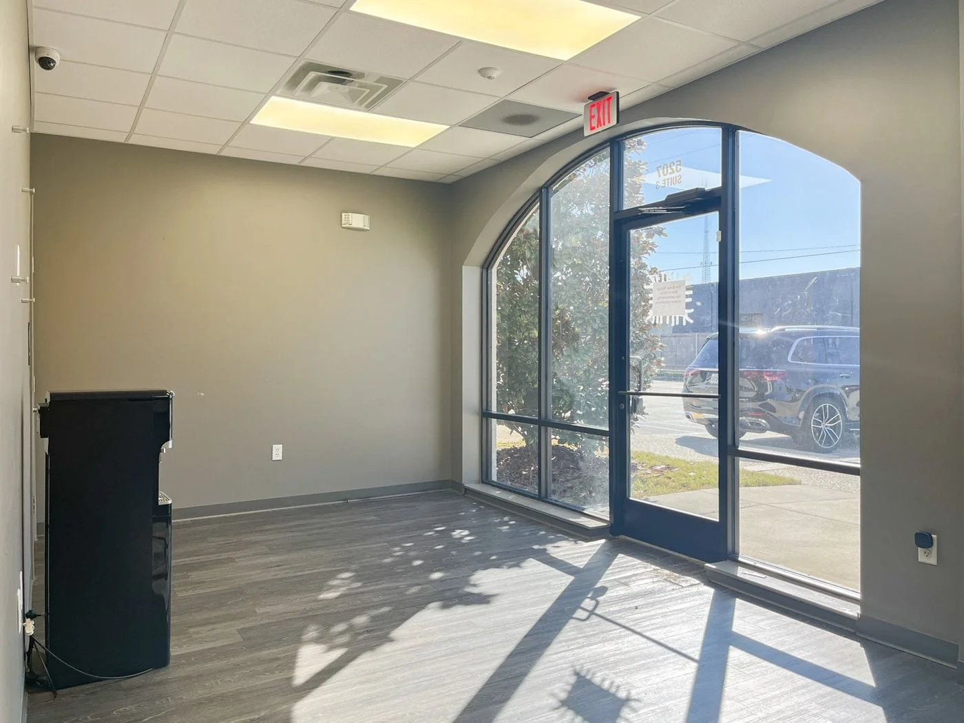 Photo 3 of 5207 Essen Lane, Baton Rouge, LA 70809