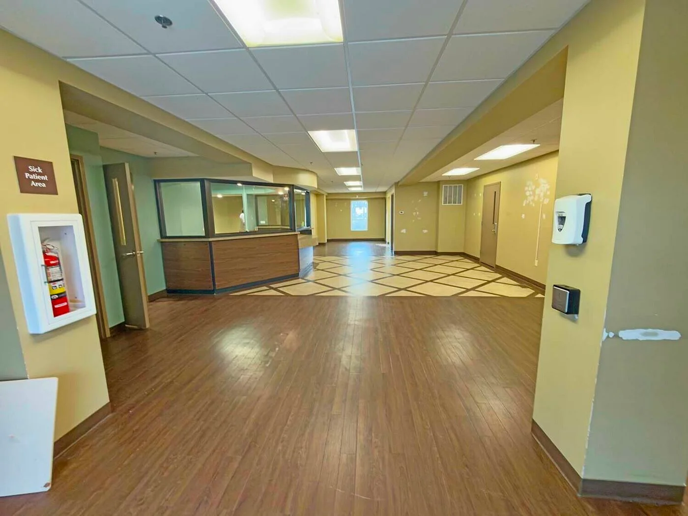 Photo 3 of 209 N Maysville St, Mount Sterling, KY 40353