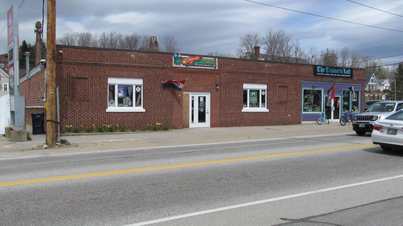 Photo 2 of 303 Main St, Tilton, NH 03276