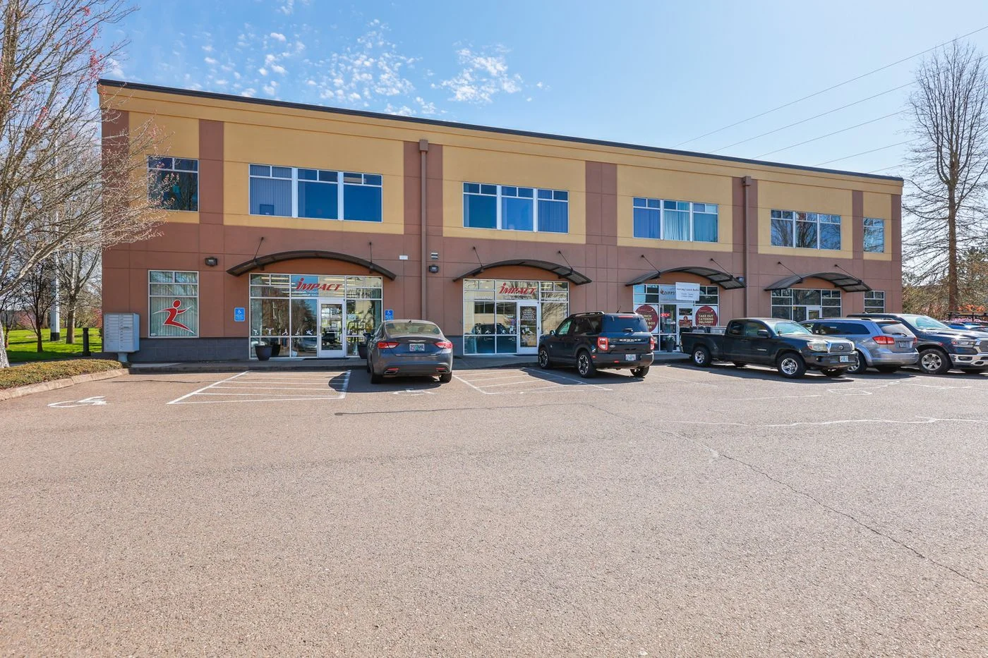 Photo 3 of 4950 NE Belknap Court, Hillsboro, OR 97124