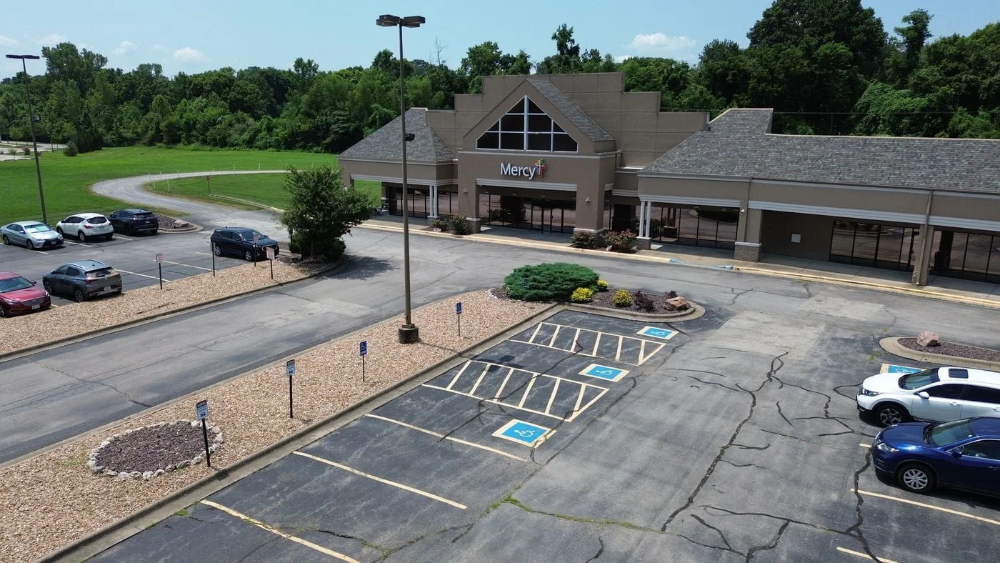 Photo 1 of 301 South Broadview Street, Cape Girardeau, MO 63703