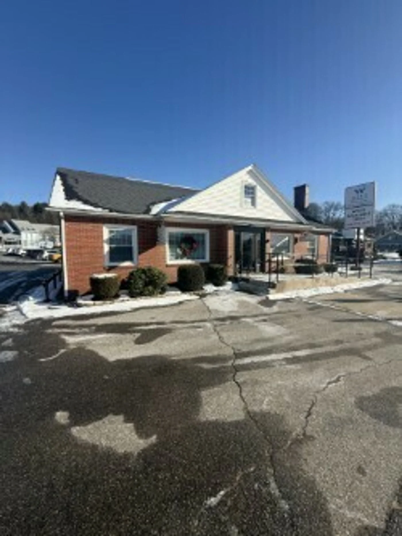 Photo 3 of 42-44 Auburn Street, Auburn, MA 01501