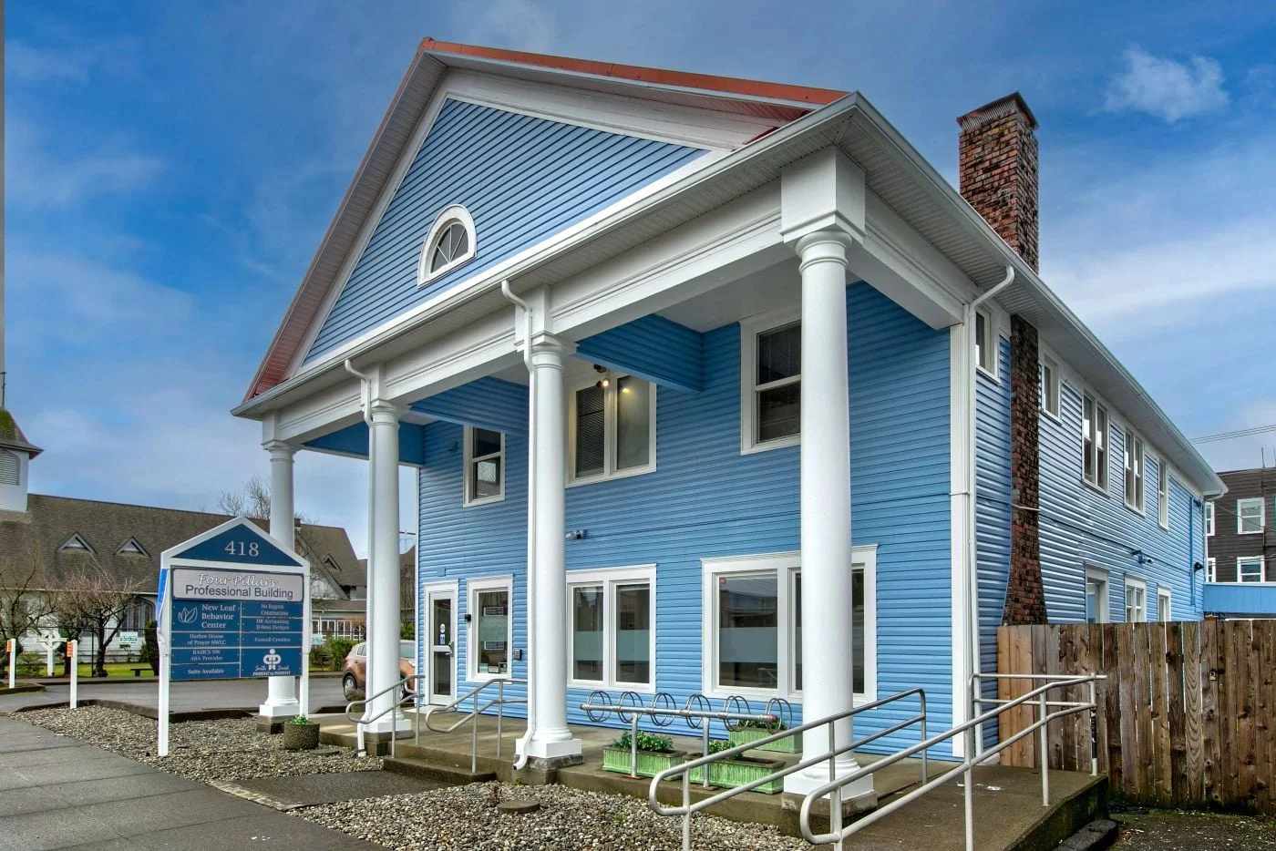 Photo 1 of 418 E 1st St, Aberdeen, WA 98520