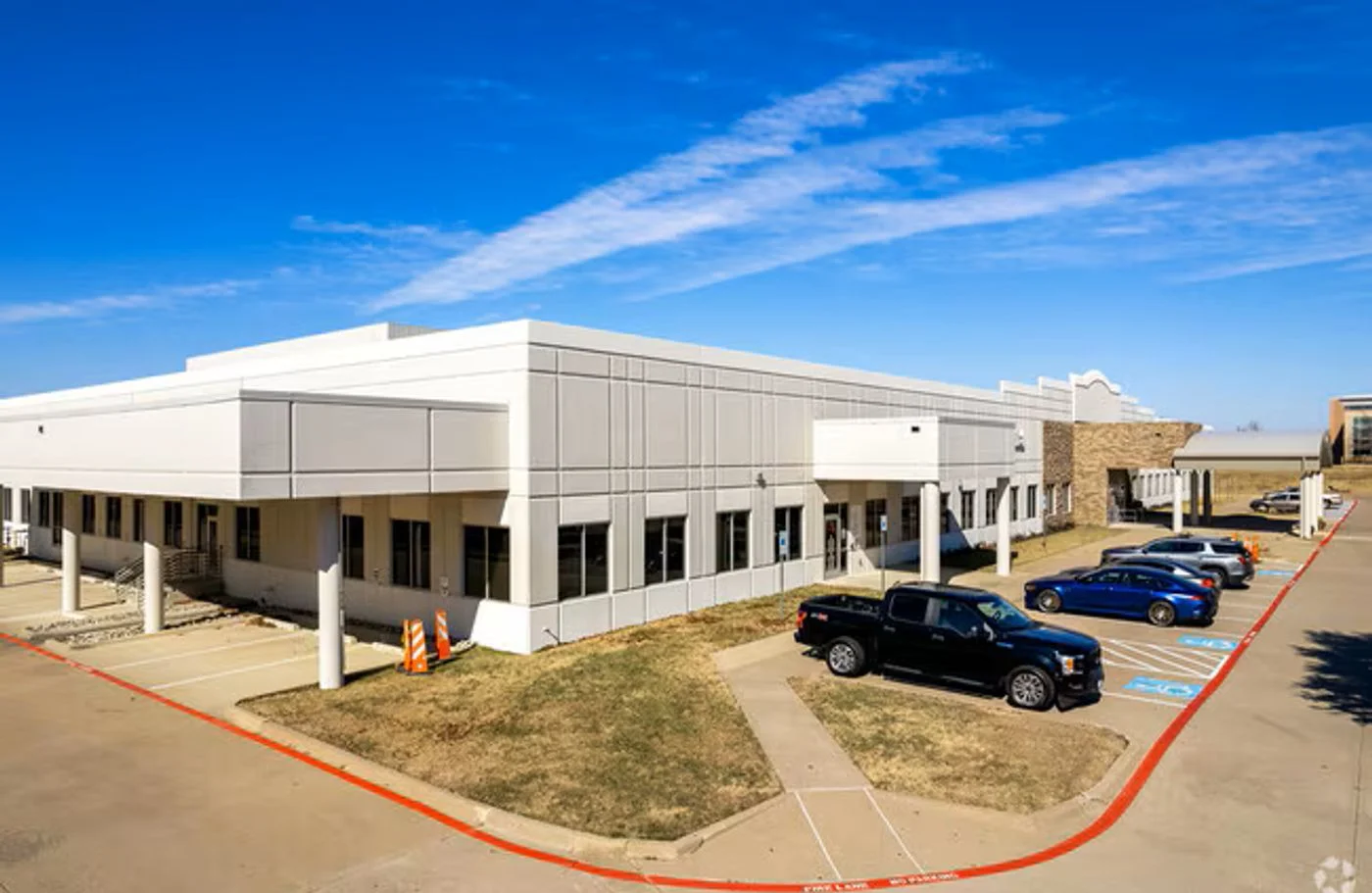 Photo 3 of 2301 Marsh Ln, Plano, TX 75093