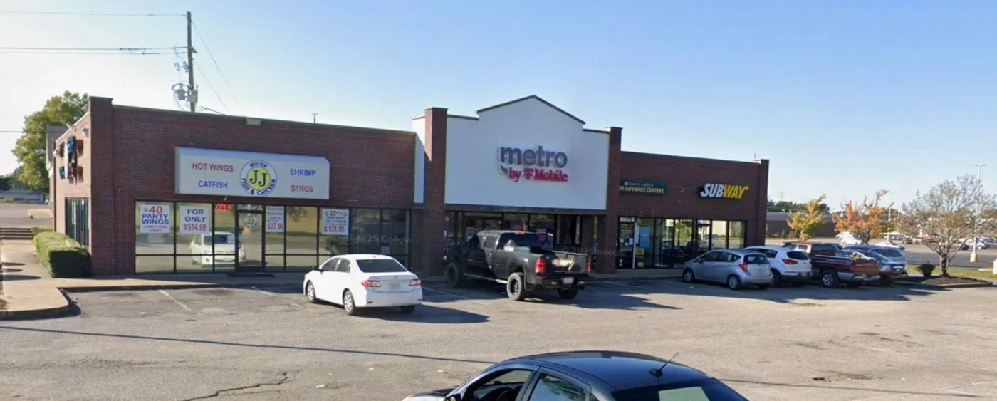 Photo 1 of 450 Stateline Rd, Southaven, MS 38671