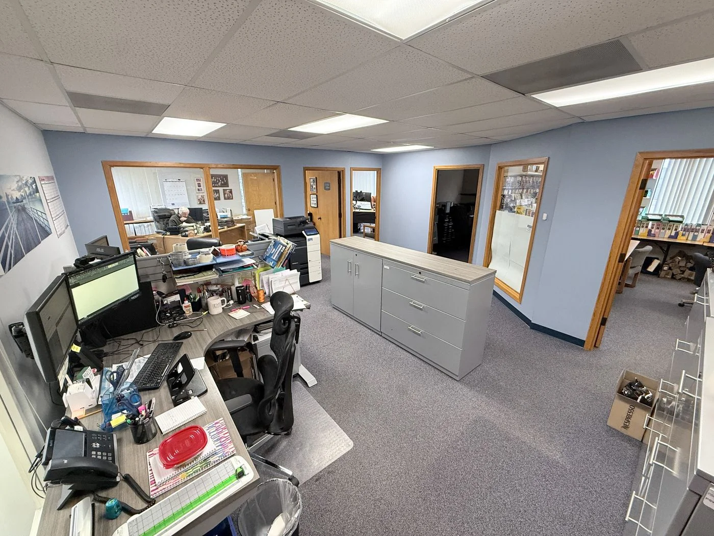 Photo 2 of 6745 SW Hampton St, Portland, OR 97223