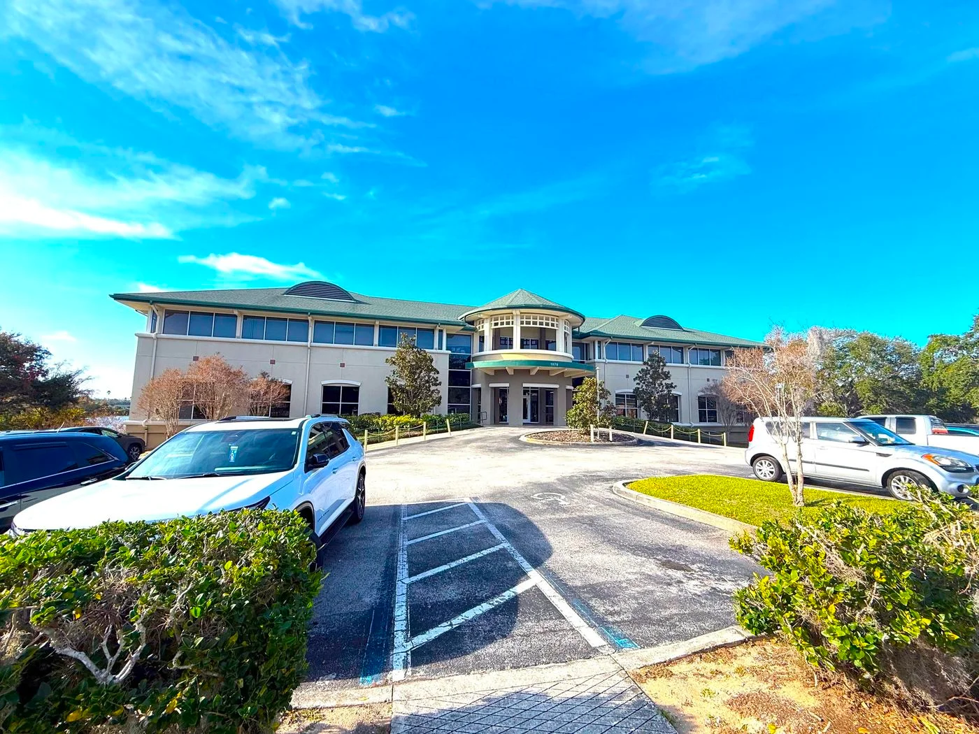 Photo 2 of 1879 Nightingale Ln Ste B1, Tavares, FL 32778