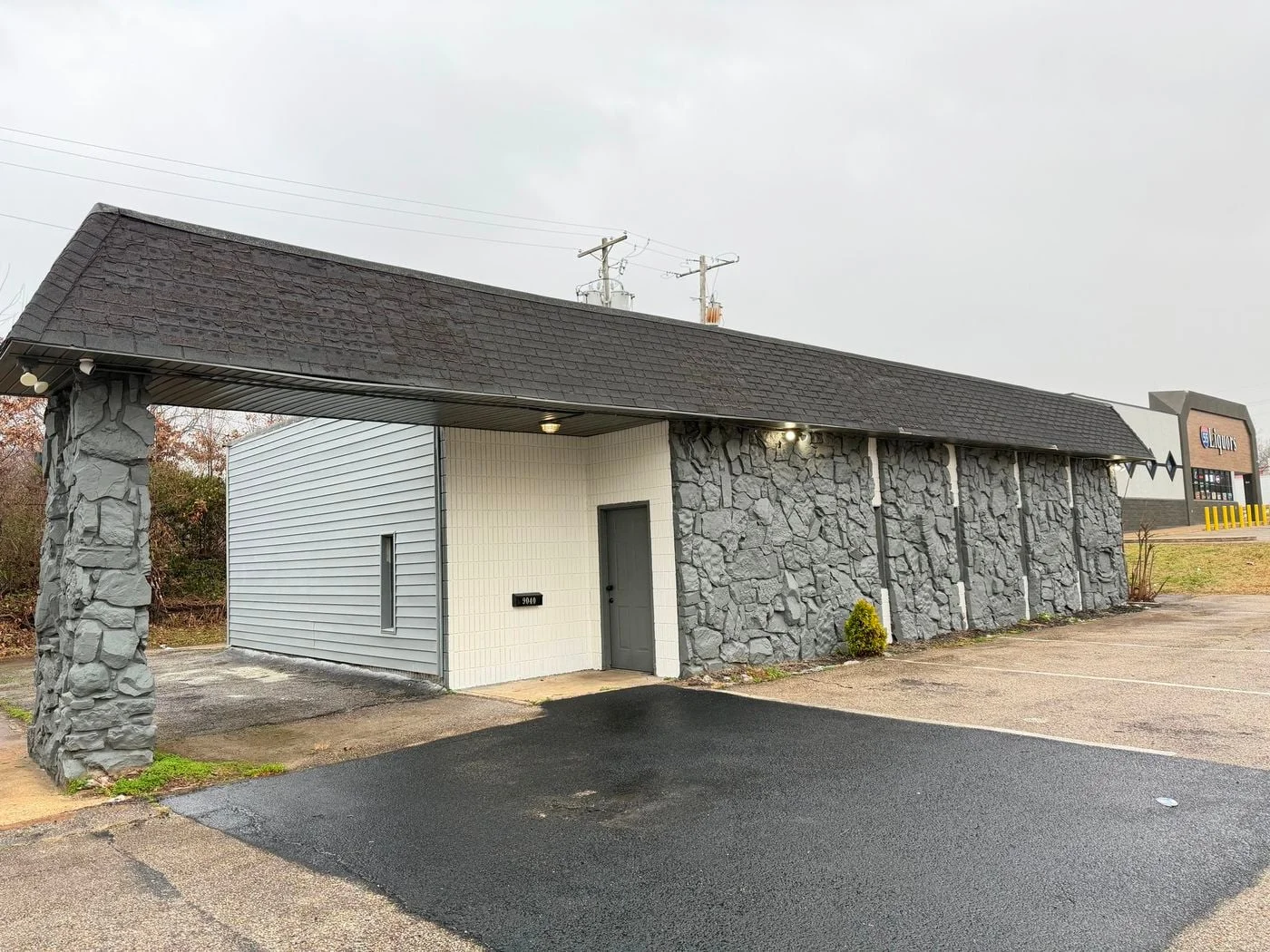 Photo 1 of 9040 Millbranch Rd, Southaven, MS 38671