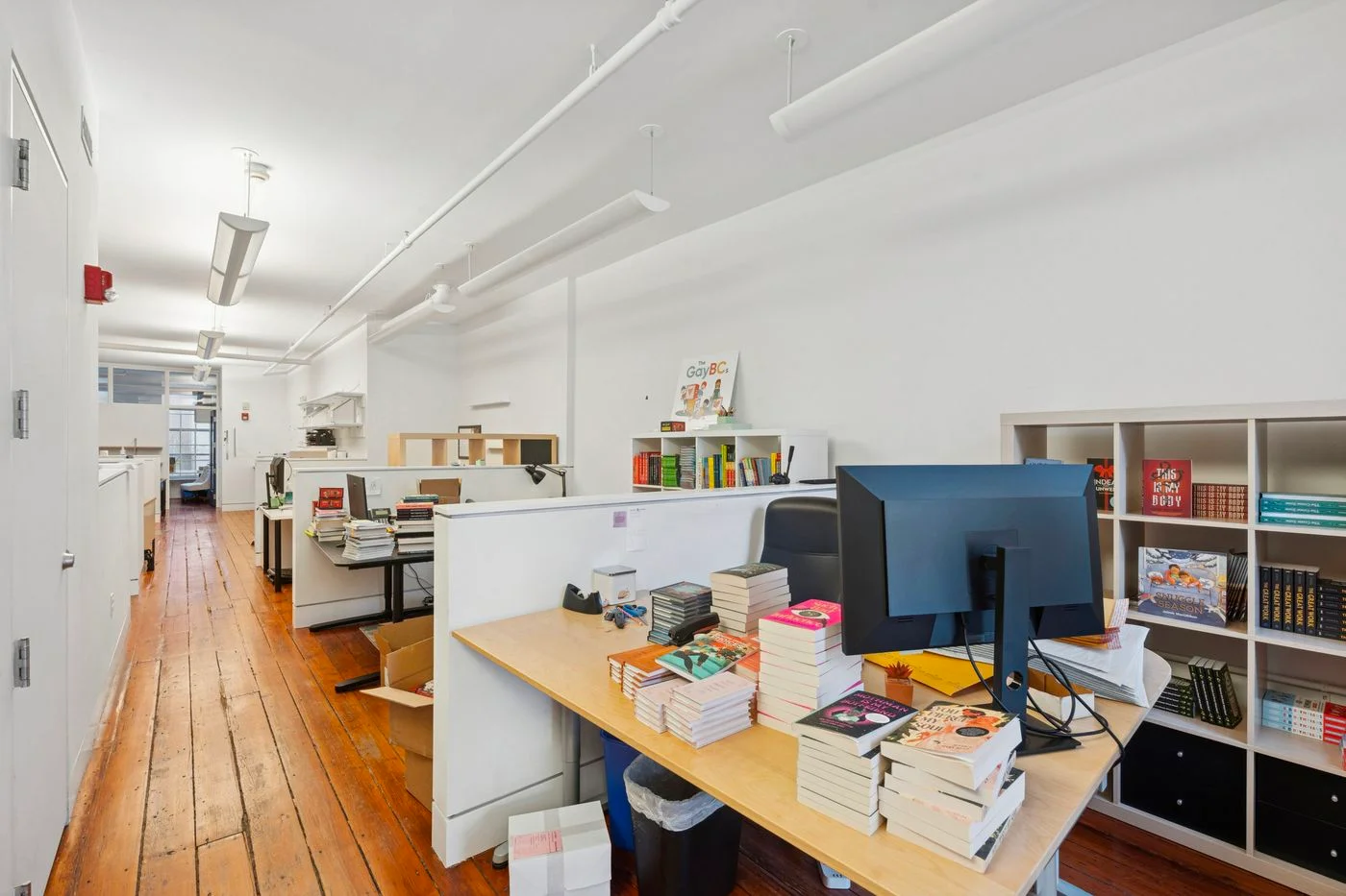 Photo 3 of 215 Church St, Philadelphia, PA 19106