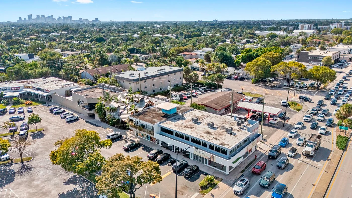 Photo 3 of 2140 East Oakland Park Boulevard, Fort Lauderdale, FL 33306