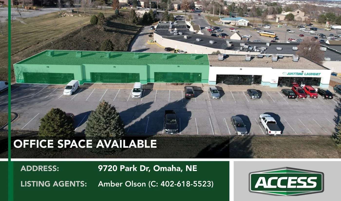 Photo 1 of 9720 Park Dr, Omaha, NE 68127